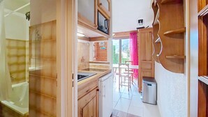 Private kitchen - Chalet de l'Oy OY2 NATURE & MOUNTAIN 3 pers. (Châtel)