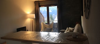 Yéti YT46B5 COSY & MOUNTAIN 4 Pers.