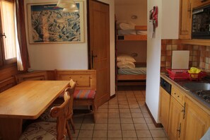 WiFi - Chamois d'or CO6 FAMILY &MOUNTAIN 4 Pers. (Châtel)