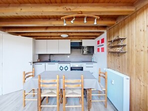 Dining - Castel des Neiges CSA7 CENTRE & VIEW  6 Pers. (Châtel)
