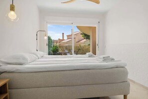 3 bedrooms, free WiFi, bed sheets