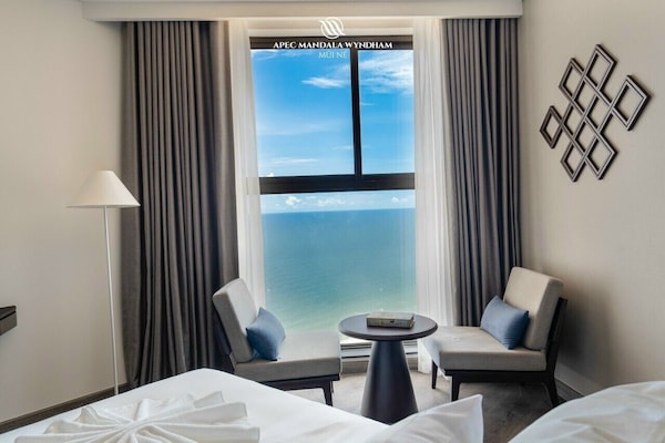 Executive Double Room | Beach/ocean view