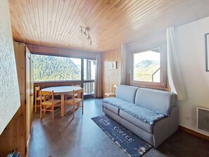 TV - Rhododendrons RD501 CENTER & TELECABINE 4 Pers. (Châtel)