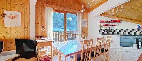 تناول الطعام