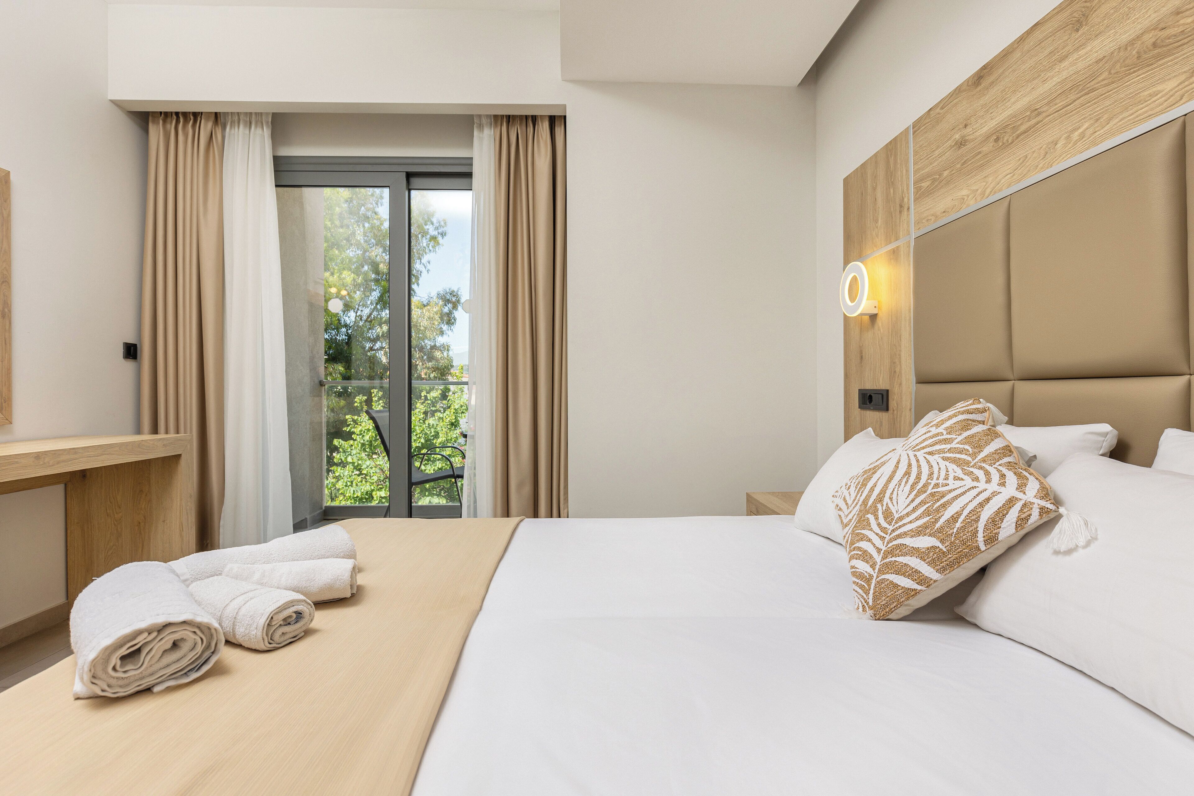 Esperia Hotel - view 2
