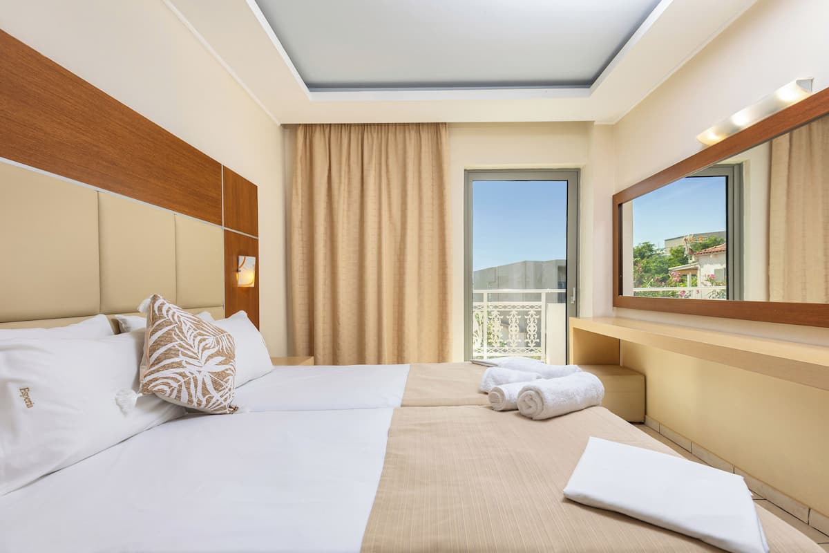In-room safe, soundproofing, iron/ironing board (on request)