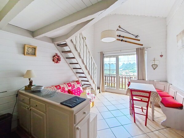 TV - Fermes FMA23 COSY & MOUNTAIN 5 Pers. (Châtel)