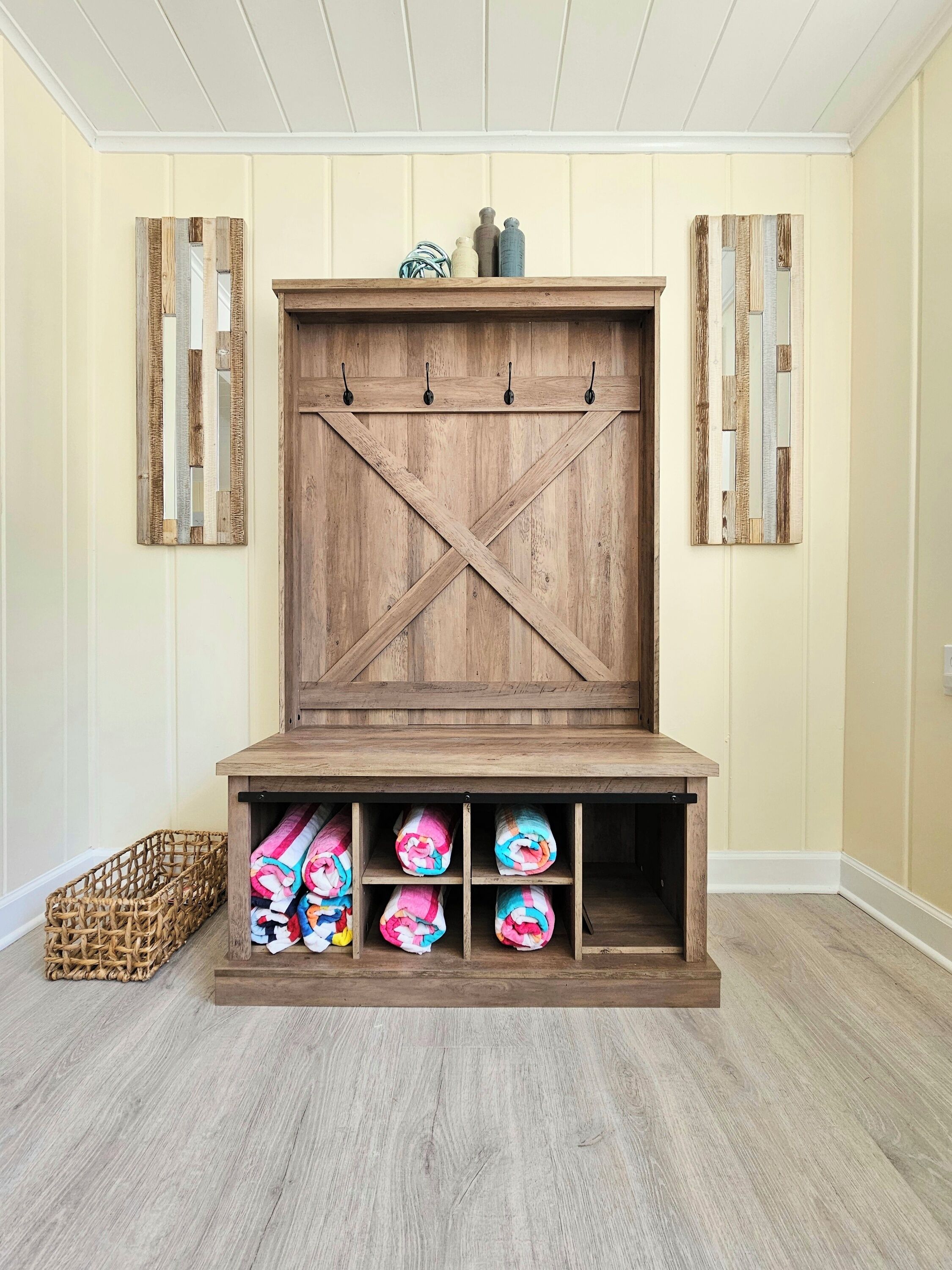 المنشأة من الداخل