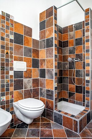 Apartment | Badezimmer