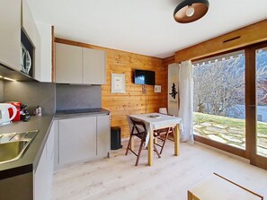 Fridge, microwave, oven, dishwasher - Alpina AL1 MOUNTAIN & QUIET 4 Pers (Châtel)