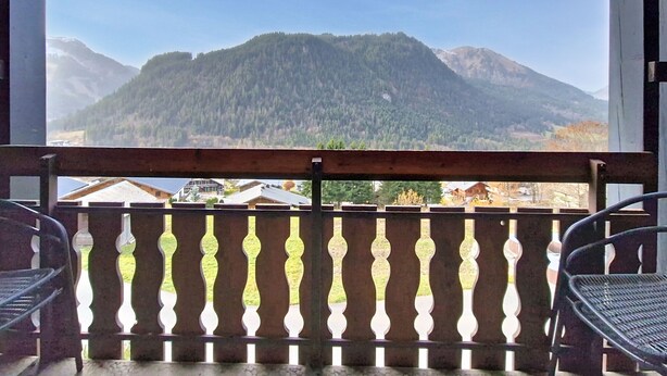 A balcony with a view of a mountain. - Biches BIB31 MOUNTAIN & QUIET 4 Pers. (Châtel)