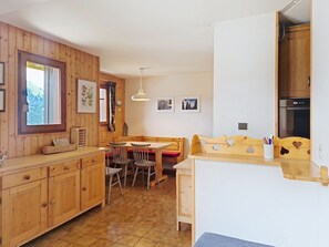 Dining - Alpage AGE8/9 VIEW & SUN 5 Pers. (Châtel)