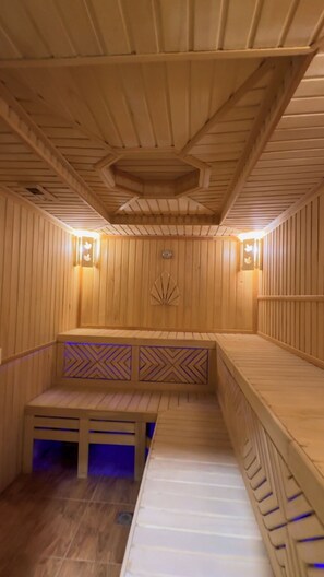 Bagno turco/hammam, massaggi sportivi, scrub corpo, massaggi