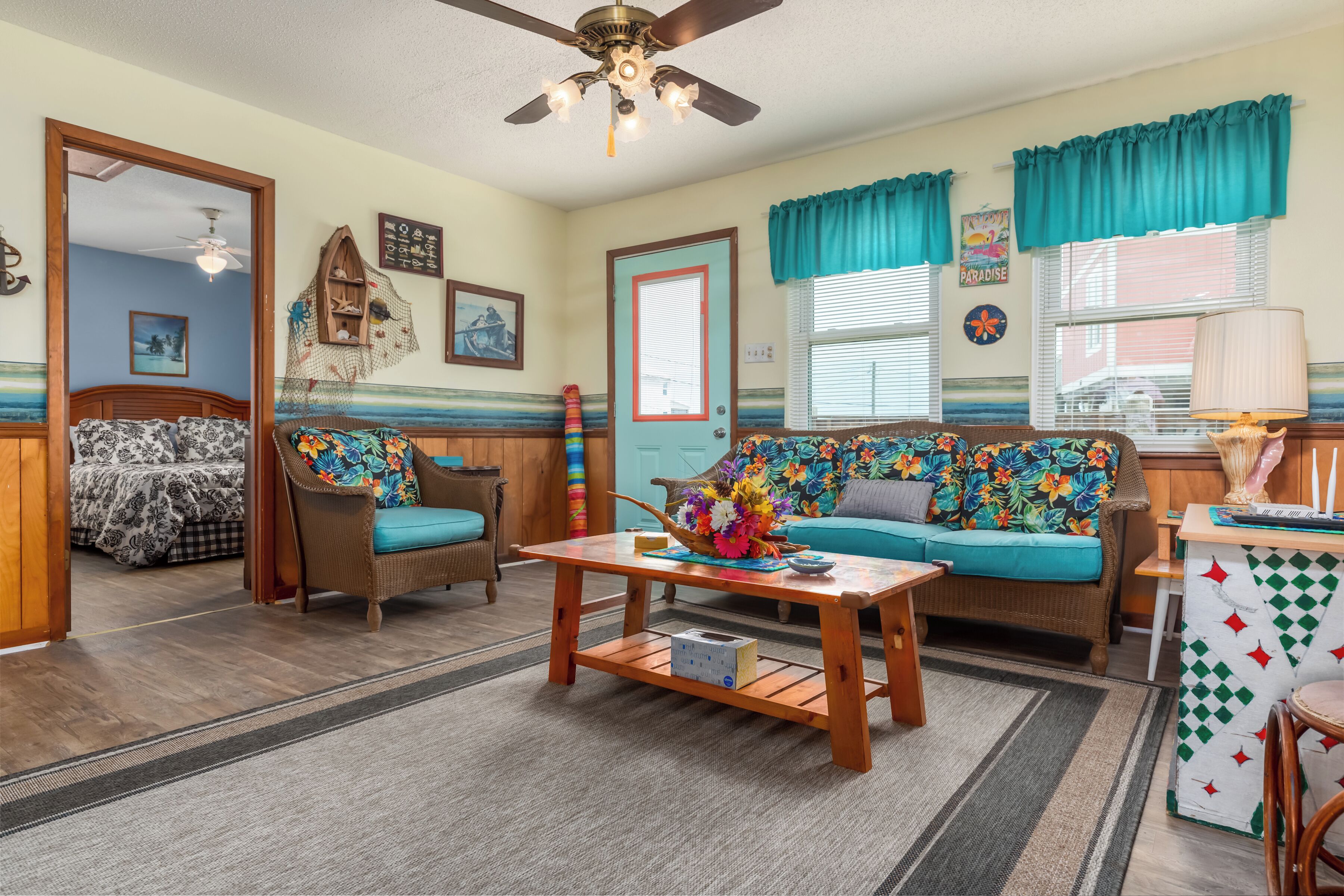 Smart TV, DVD player