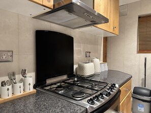 Leilighet | Eget kjøkken | Kjøleskap, mikrobølgeovn, ovn og kokeplater