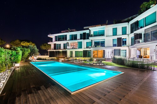 Bristol Exclusive by Wonderful Italy