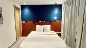 The FunkyNest | 1 Schlafzimmer, Daunenbettdecken, Select-Comfort-Betten, Zimmersafe