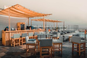 Bar (in der Unterkunft)