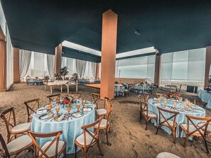 Banquet hall - Suite Matrimonial King and living Room at VPX Hotel (Asia)