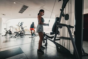 Fitness facility - Suite Matrimonial King and living Room at VPX Hotel (Asia)