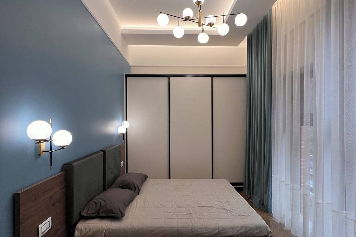Apartemen Superior | Meja kerja, ruang kerja ramah laptop, dan tirai kedap cahaya