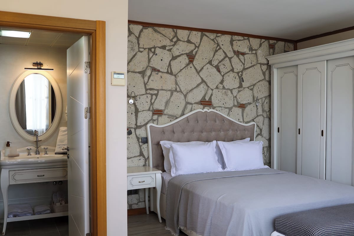 Camera Standard | 1 camera, biancheria da letto di alta qualità, minibar