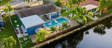 House (5 Bedrooms) | Front of property