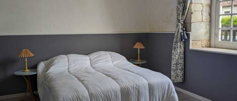 1 makuuhuone, silitysrauta/-lauta, Wi-Fi