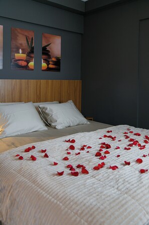 1 bedroom, iron/ironing board, WiFi, bed sheets - Dream Duplex with Jacuzzi and King Size bed (Vila Arens II Jundiaí)