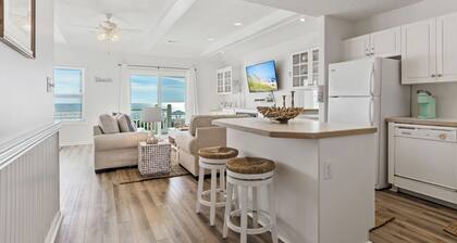 Third floor with one of the best views of the ocean at Pier Pointe