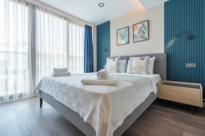 Family Twin Room | Soundproofing, iron/ironing board, free WiFi, bed sheets - Doqu Suites Hotel (Konyaalti)