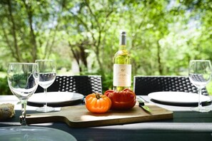 Outdoor dining - La Cachette du Lac - Family home between lake and ocean (Lacanau)