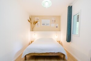 3 bedrooms, free WiFi, bed sheets