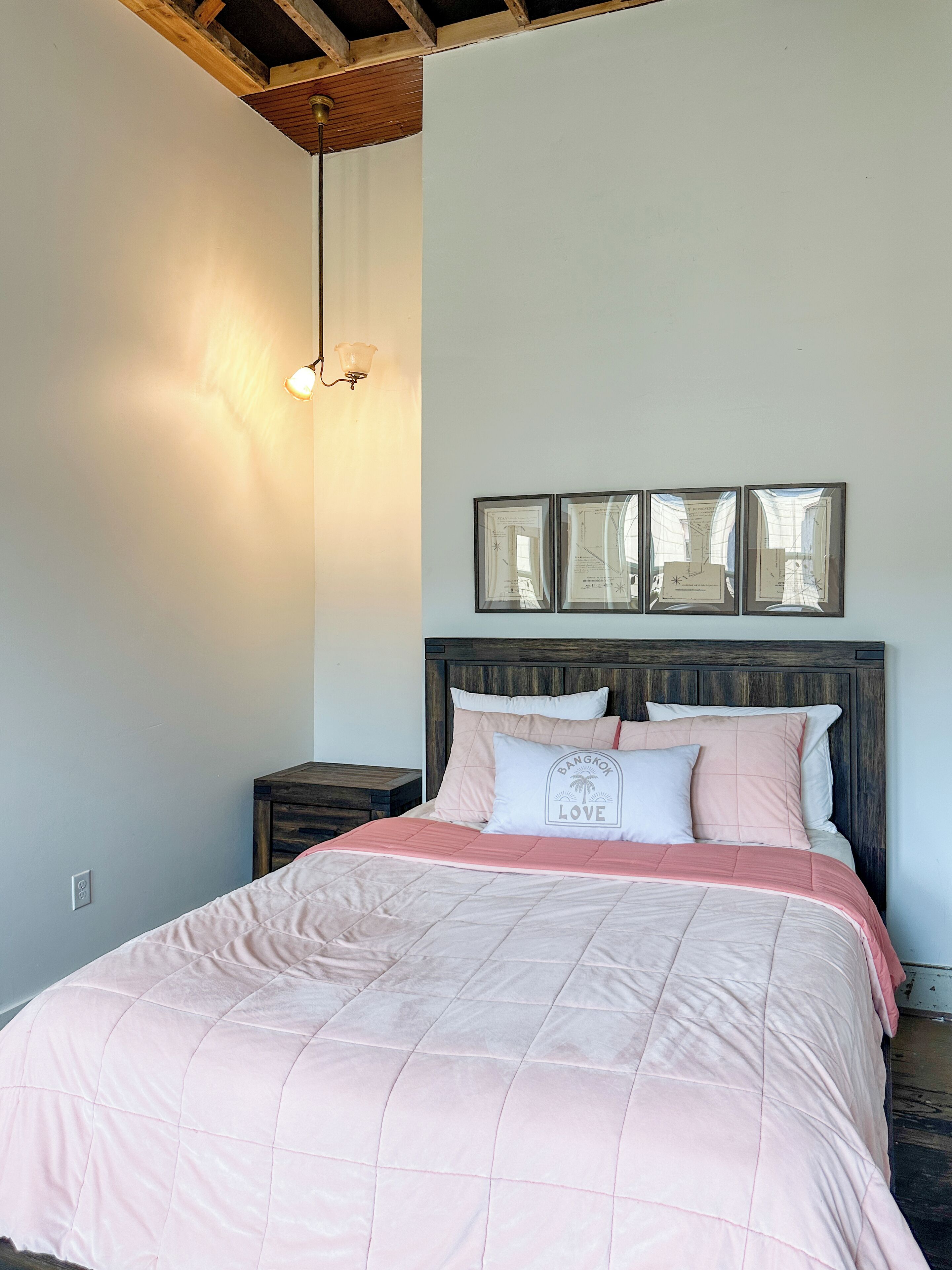1 chambre, fer et planche à repasser, lit parapluie, Wi-Fi gratuit