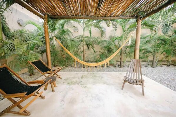 Terrace/patio - Private Villa:Space for Groups BBQ, Pool & Wifi (Tulum)