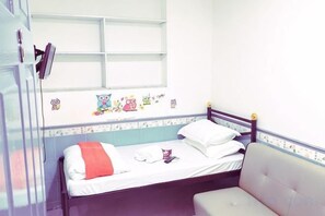 Unclassified image, 2 of 39, button - Wing Lee Guest House (Hong Kong)