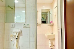 Room - Wing Lee Guest House (Hong Kong)