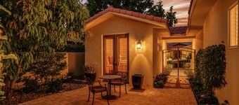 PGA west home with pool, gas grill spa and washer/dryer