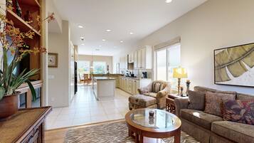 TV, fireplace, DVD player, books