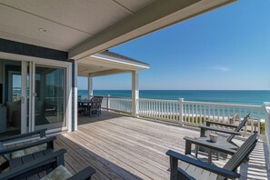 Terrace/patio - Duck oceanfront home with theater room and elevator, steps from the beach! (Duck)
