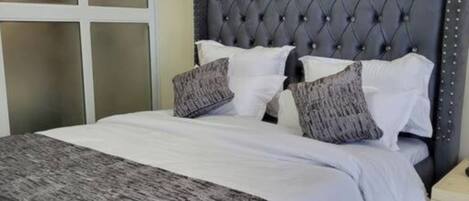 Deluxe Studio | Free WiFi