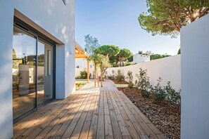 Terrace/patio - Magnificent villa with swimming pool, close to the sea and golf course (La Grande-Motte)