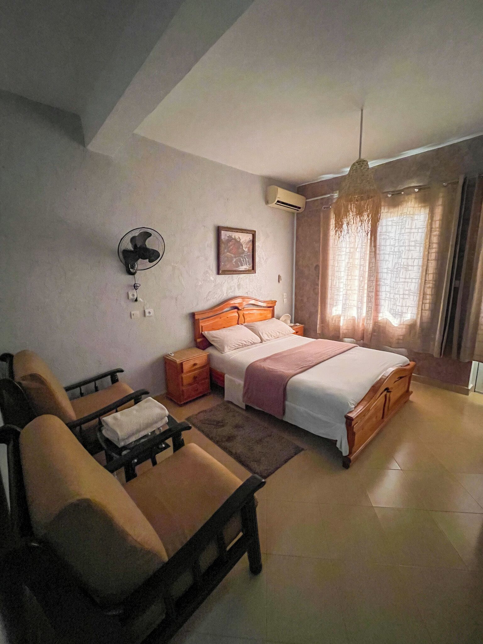 Photo - Auberge Les Montagnes du Paradis Your Hidden Retreat in Paradise Valley