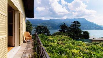 Villa, Lake View | Balcony
