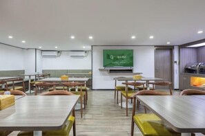 Restaurant - Yimi Hotel (Guangzhou Nansha Jinzhou Square) (Guangzhou)