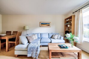 TV - GuestReady - Spacious 2bed in Edinburgh (Edinburgh)