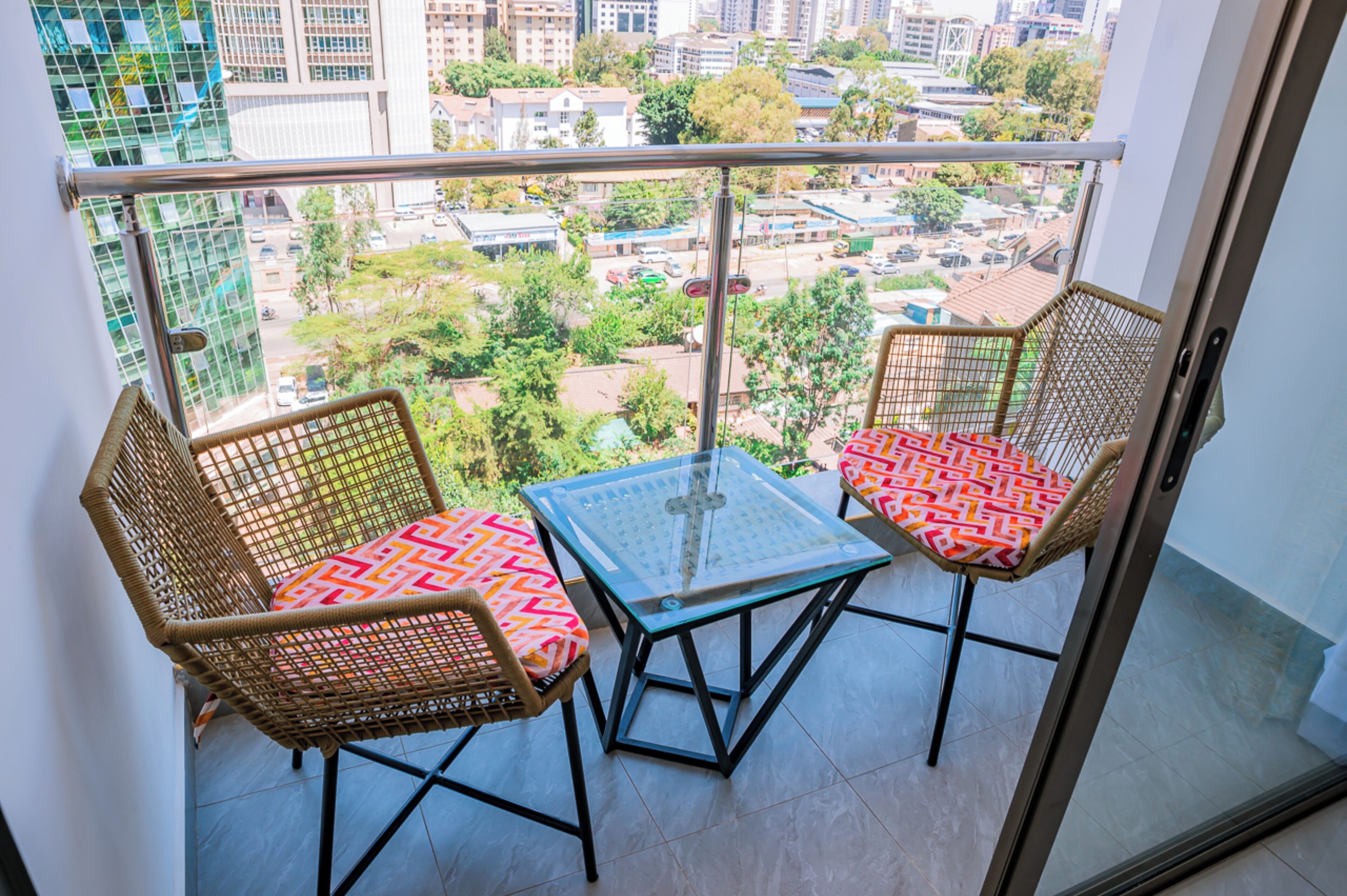 Apartamento luxo, vista para a cidade | Sacada