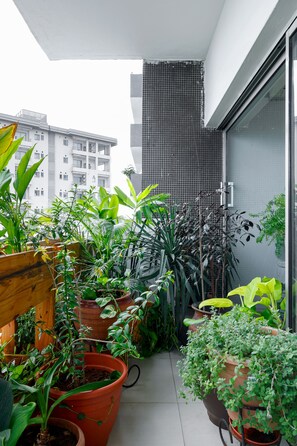 إطلالة من الشرفة