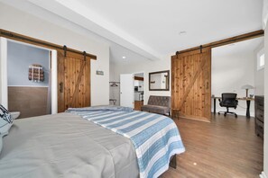 3 chambres, bureau, fer et planche à repasser, Wi-Fi gratuit