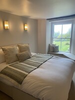 Double Room, Ensuite, Mountain View | Free WiFi